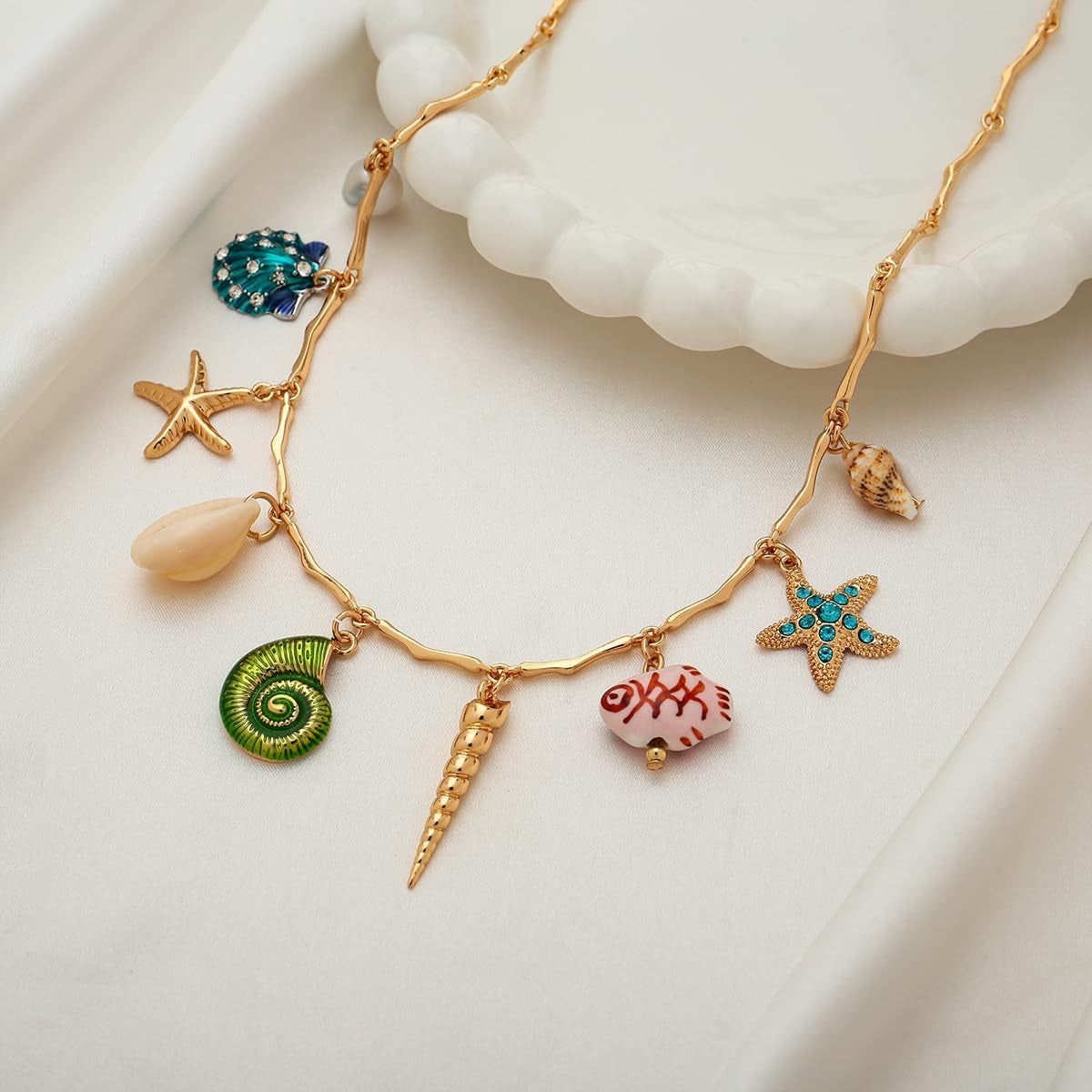 Shell Necklace Shell Conch Starfish Charm Necklace Boho Summer Necklaces Beach Jewelry for Women