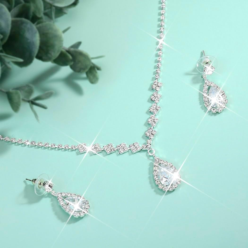 Bride Crystal Necklace Earrings Set Bridal Wedding Jewelry Sets Rhinestone Choker Necklace Prom Costume Jewelry Set for Women and Brides