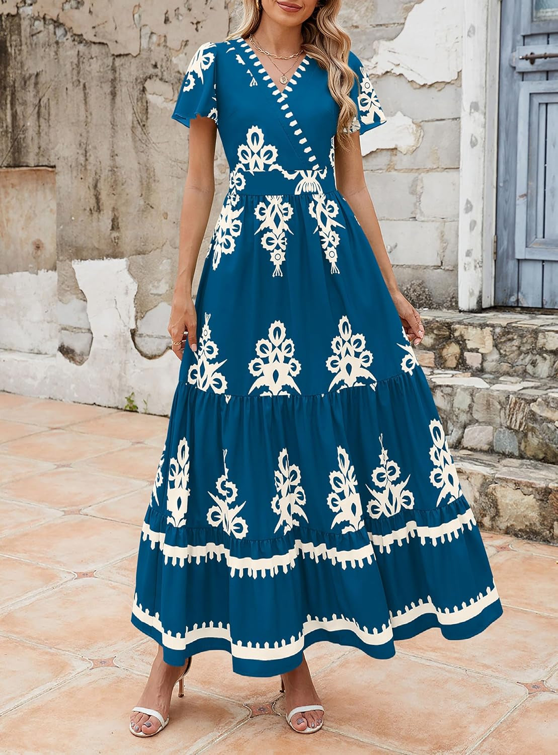 Womens 2025 Summer Casual V Neck Boho Maxi Dress Flowy Aline Bell Sleeve Tiered Floral Dresses with Pocket