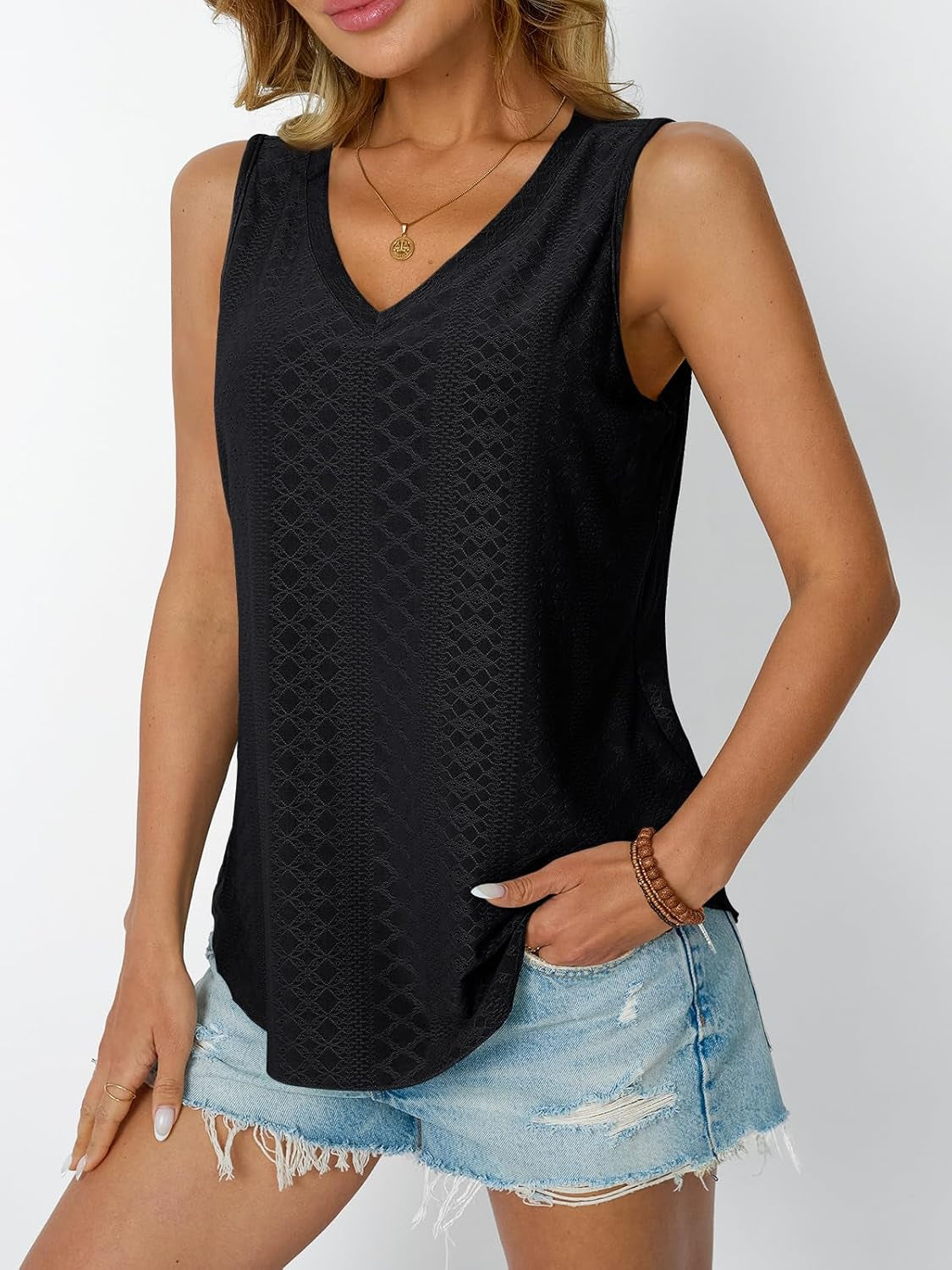 Women Summer Tank Top Eyelet Embroidery 2025 Vacation Sleeveless V Neck Loose Fit Shirt Spring Fashion Casual Clothes