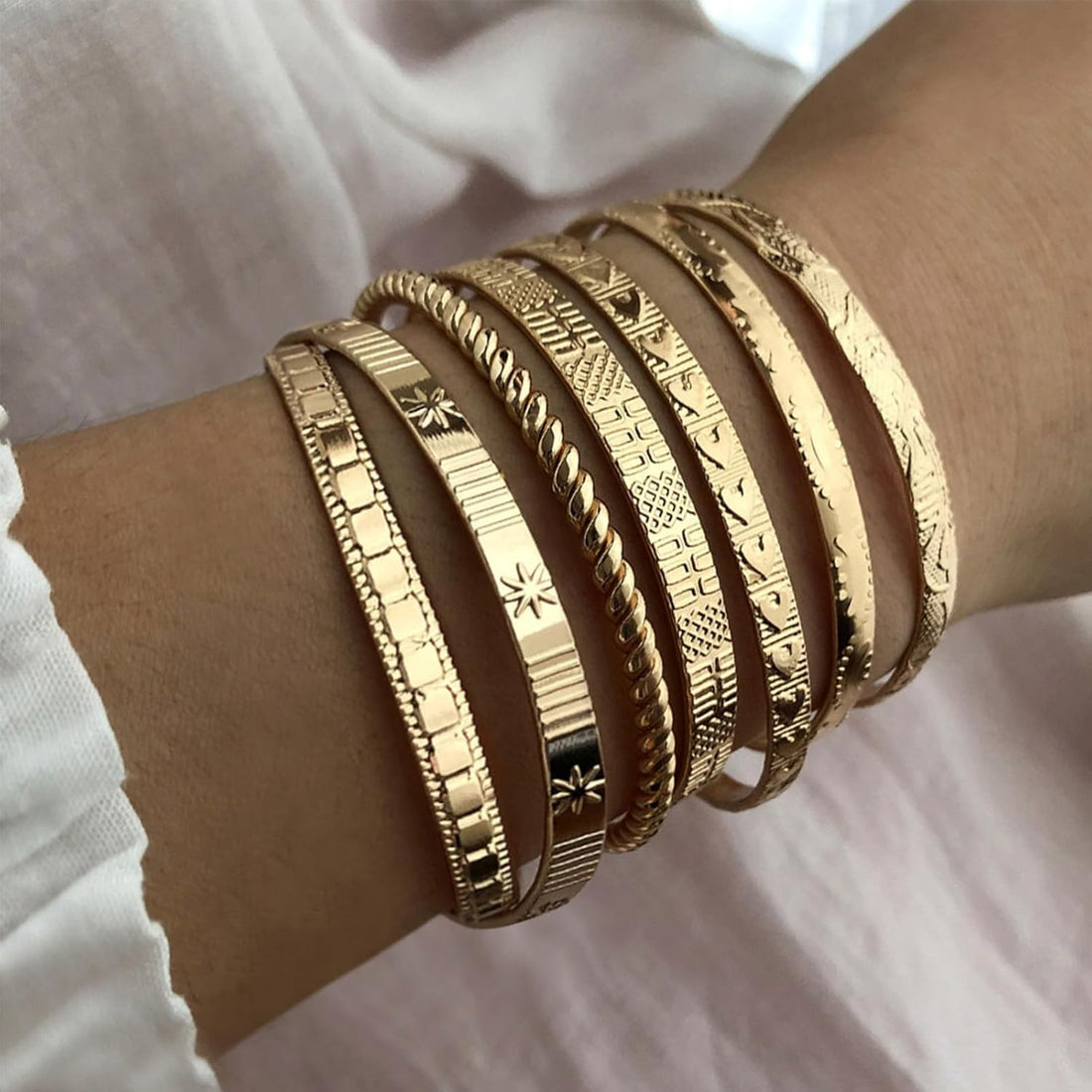 Gold Bangle Bracelets for Women, 14K Gold Plated Multi Layer Stackable Cuff Bracelet Set, Trendy Elegance Charms Non Tarnish Minimalist Textured Boho Jewelry Gift for Women